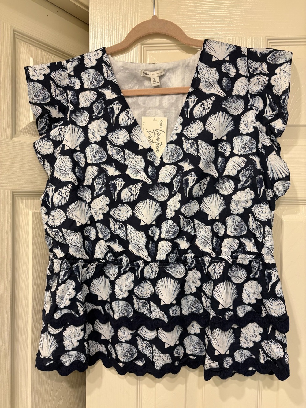 Cato Navy Shell Print V-Neck Peplum Top NWT